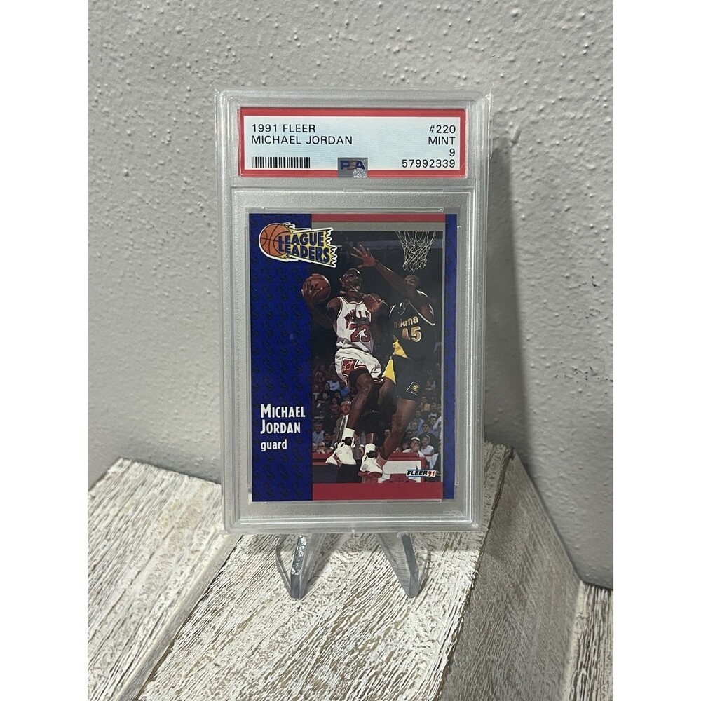 1991 FLEER BASKETBALL #220 MICHAEL JORDAN PSA 9 Bulls League Leaders GOAT